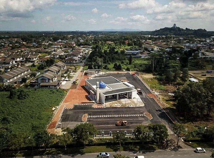Masjid hasil pampasan 6 mangsa MH17 dibuka di Kuching - Yayasan Dakwah